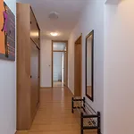 Vojin דירה טרוגיר