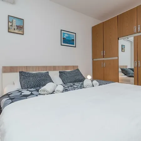 Apartamento Vojin Trogir