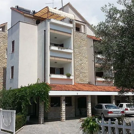 Apartment Vojin *