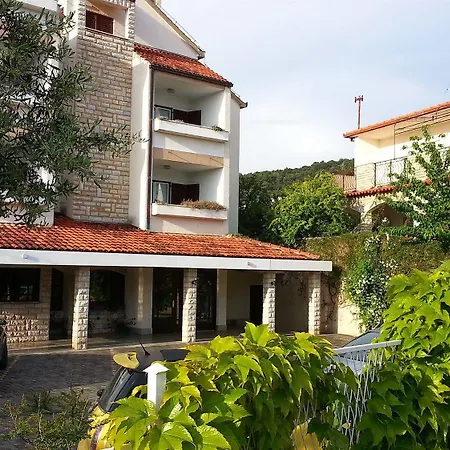 Apartment Vojin *