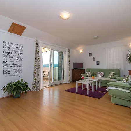Apartment Vojin Trogir
