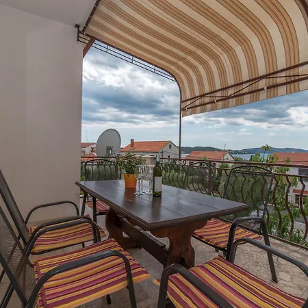 Apartamento Vojin Trogir