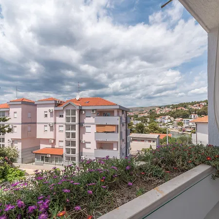 Vojin Apartamento *