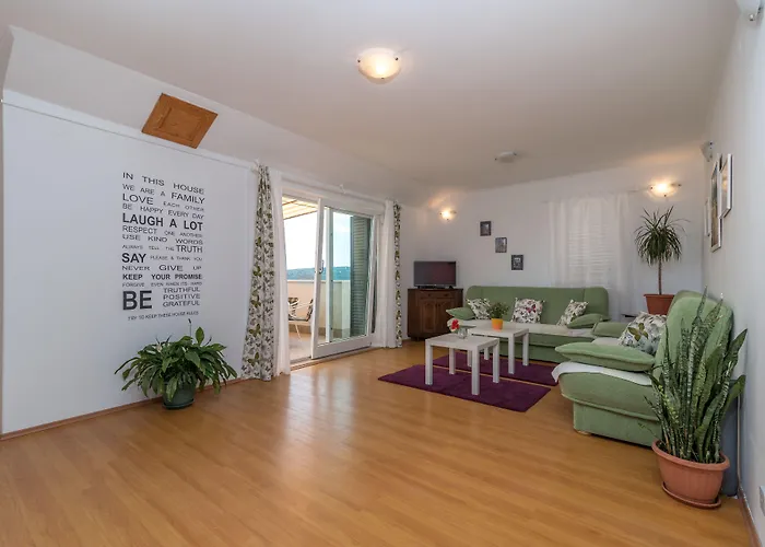 Apartment Vojin Trogir