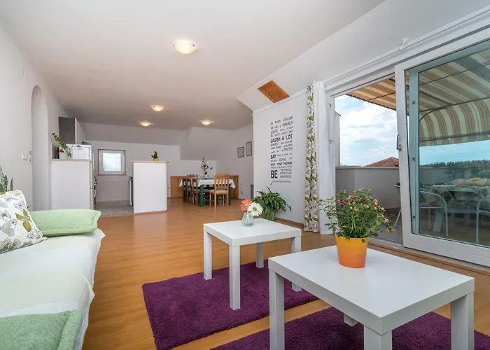 Vojin Apartment